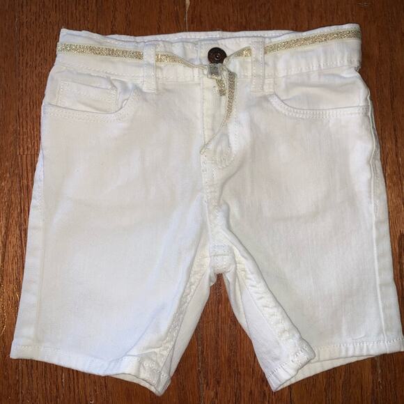 Osh Kosh B’Gosh Toddler White Shorts with Gold Shimmery Ribbon Belt - Girls 4T - Picture 1 of 4